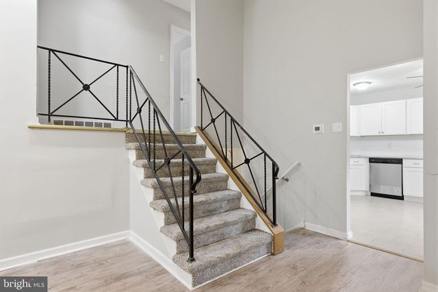 646 PASADENA DR, Magnolia, NJ 08049
