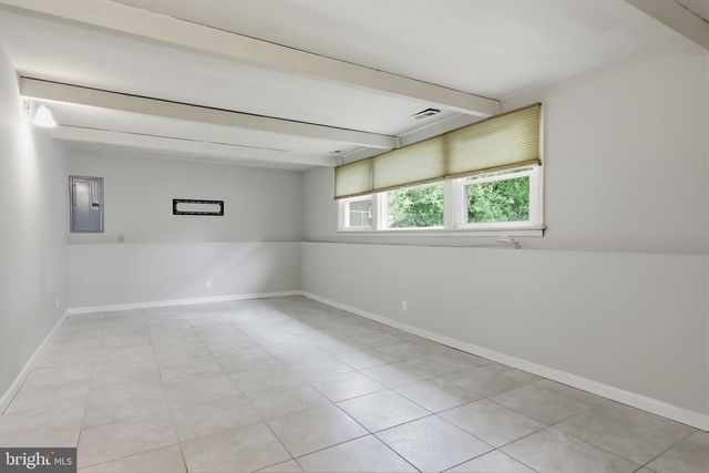 646 PASADENA DR, Magnolia, NJ 08049