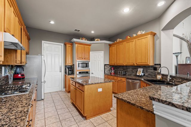 6407 Daisy Drive, Denton, TX 76208