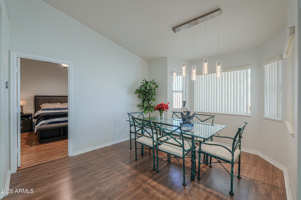 Image 20 of property listing at 5830 E MCKELLIPS Road 27, Mesa, AZ 85215