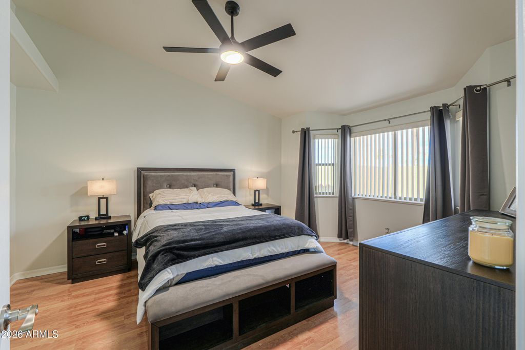 Image 21 of property listing at 5830 E MCKELLIPS Road 27, Mesa, AZ 85215