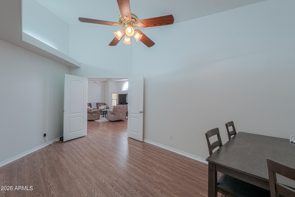 Image 29 of property listing at 5830 E MCKELLIPS Road 27, Mesa, AZ 85215