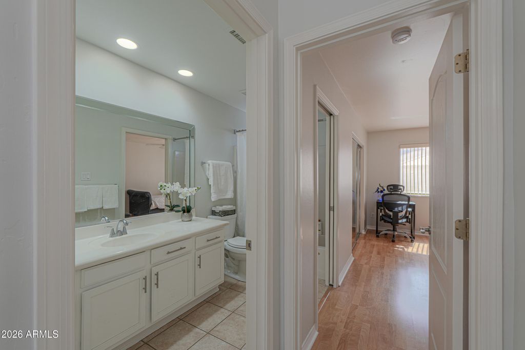 Image 30 of property listing at 5830 E MCKELLIPS Road 27, Mesa, AZ 85215