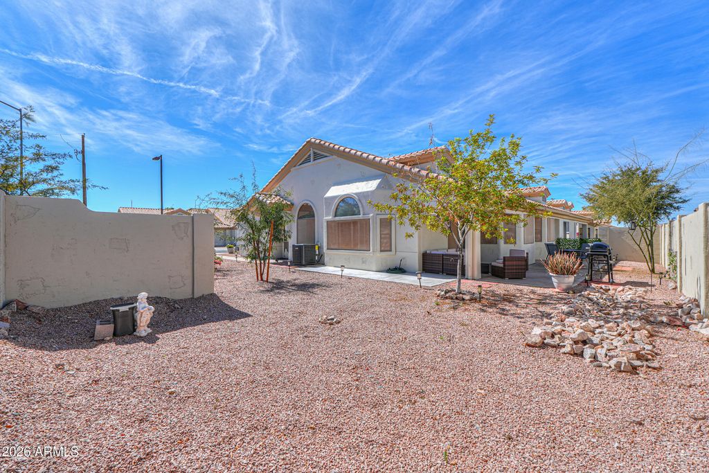 Image 40 of property listing at 5830 E MCKELLIPS Road 27, Mesa, AZ 85215