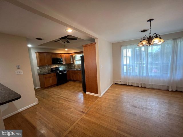 3601 S 14TH ST S, Alexandria, VA 22302