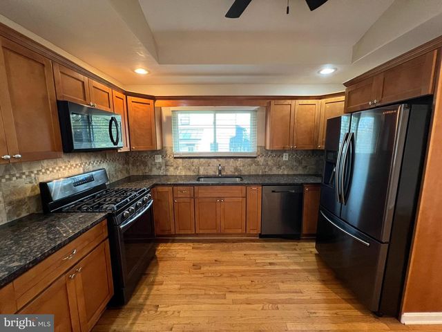3601 S 14TH ST S, Alexandria, VA 22302