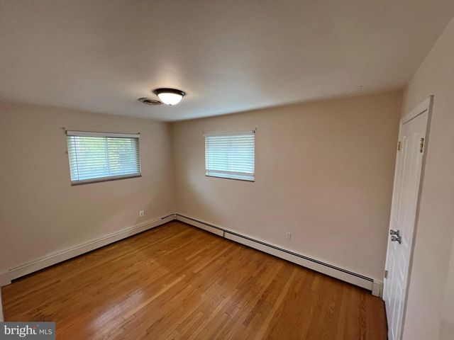 3601 S 14TH ST S, Alexandria, VA 22302