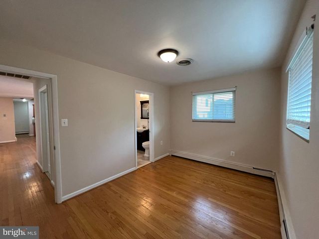 3601 S 14TH ST S, Alexandria, VA 22302