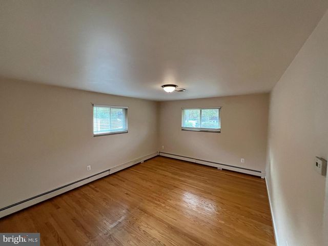3601 S 14TH ST S, Alexandria, VA 22302