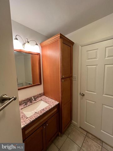 3601 S 14TH ST S, Alexandria, VA 22302
