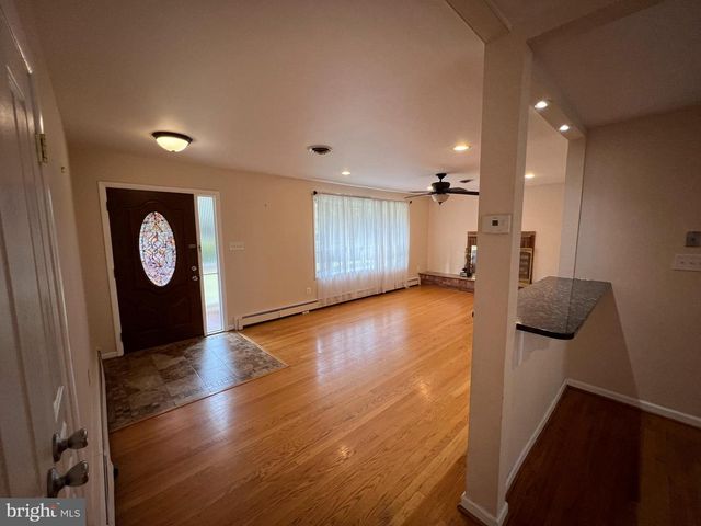 3601 S 14TH ST S, Alexandria, VA 22302