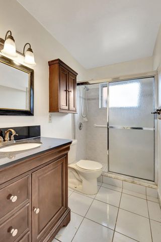 2842 Crosley Drive W E, West Palm Beach, FL 33415