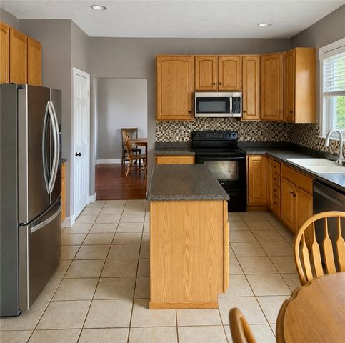 3243 Spillway Court, Bellbrook, OH 45305