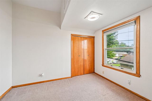 119 Heath Street NW, Cedar Rapids, IA 52405