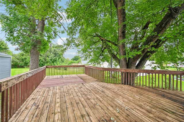 119 Heath Street NW, Cedar Rapids, IA 52405