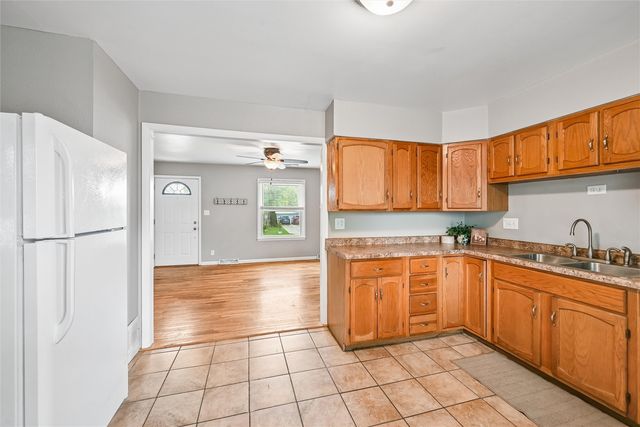 119 Heath Street NW, Cedar Rapids, IA 52405