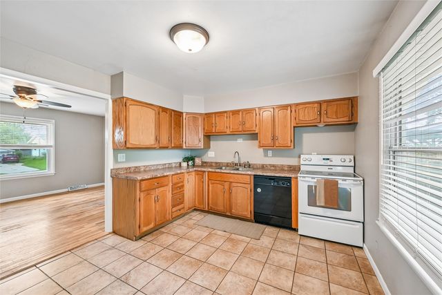 119 Heath Street NW, Cedar Rapids, IA 52405