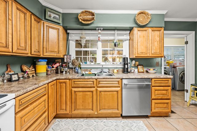 301 Woodland Drive, La Fayette, GA 30728