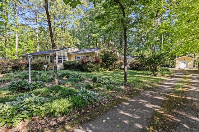 301 Woodland Drive, La Fayette, GA 30728