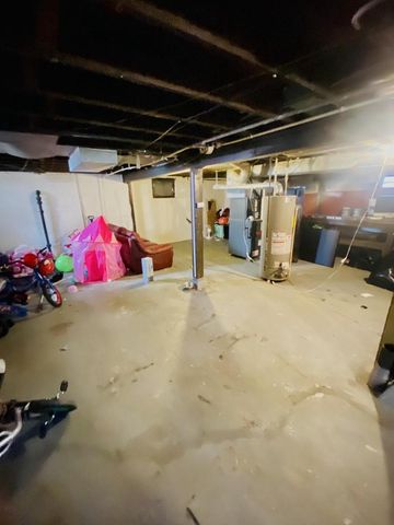 2847 N 36th STREET, Milwaukee, WI 53210