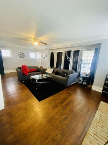 2847 N 36th STREET, Milwaukee, WI 53210