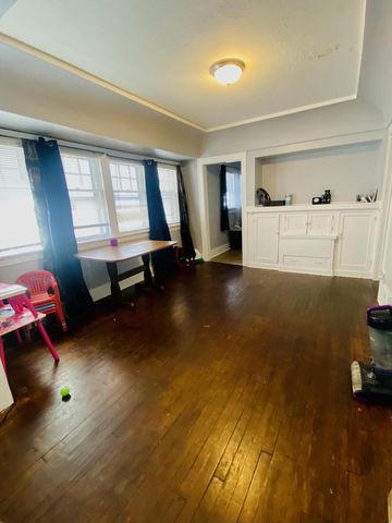 2847 N 36th STREET, Milwaukee, WI 53210