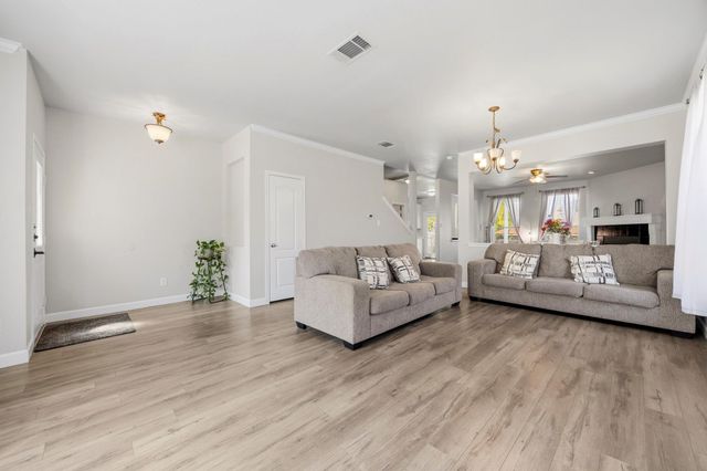 111 Brazos LN, Kyle, TX 78640