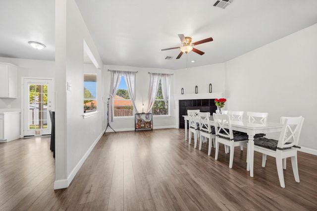 111 Brazos LN, Kyle, TX 78640