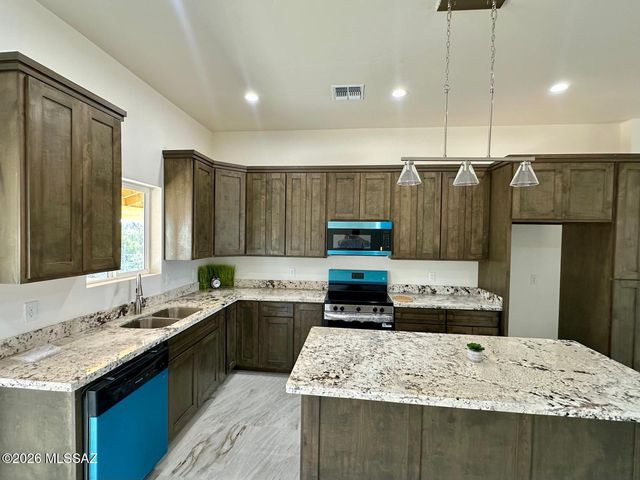 62 Circulo Cortez, Rio Rico, AZ 85648