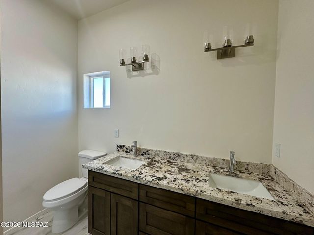 62 Circulo Cortez, Rio Rico, AZ 85648