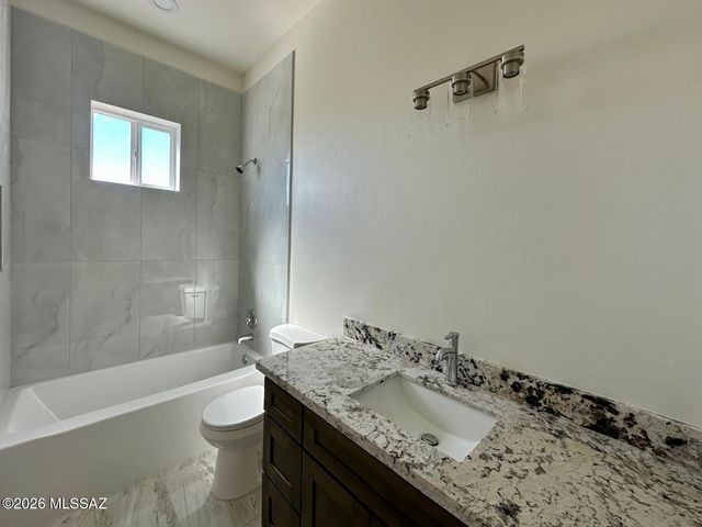 62 Circulo Cortez, Rio Rico, AZ 85648