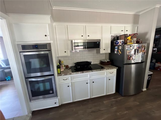 2318 Oxford Street, Bryan, TX 77802