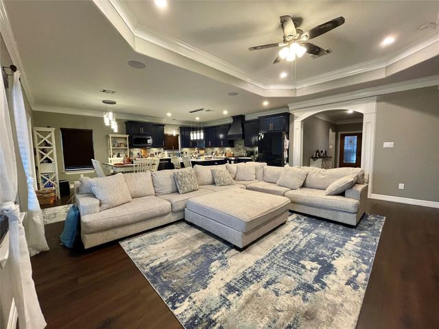 218 N Avenue A, Freeport, TX 77541