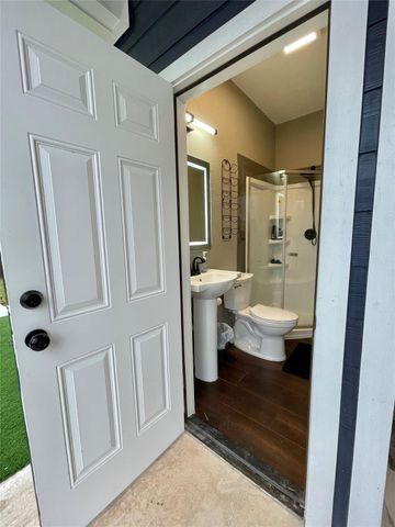 218 N Avenue A, Freeport, TX 77541