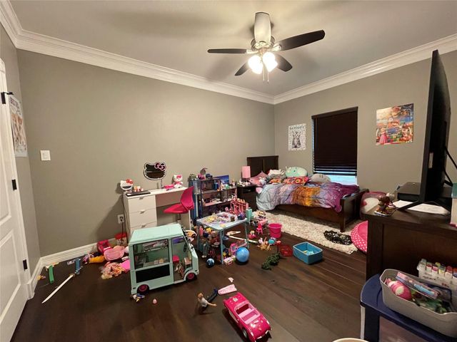 218 N Avenue A, Freeport, TX 77541