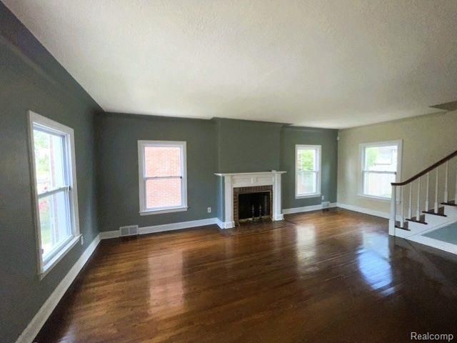 16842 Greenview Avenue, Detroit, MI 48219