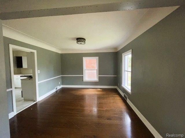 16842 Greenview Avenue, Detroit, MI 48219