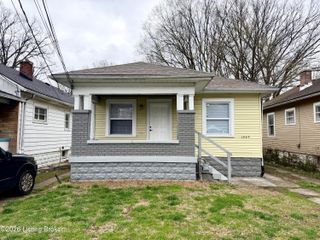 1545 Catalpa St, Louisville, KY 40211