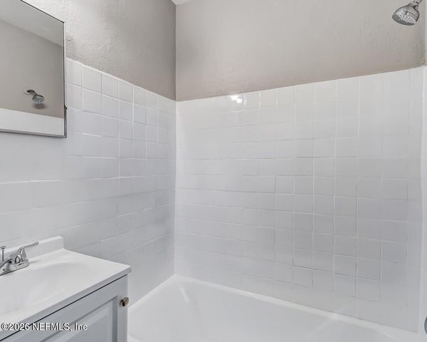 1901 PULLMAN Court, Jacksonville, FL 32209