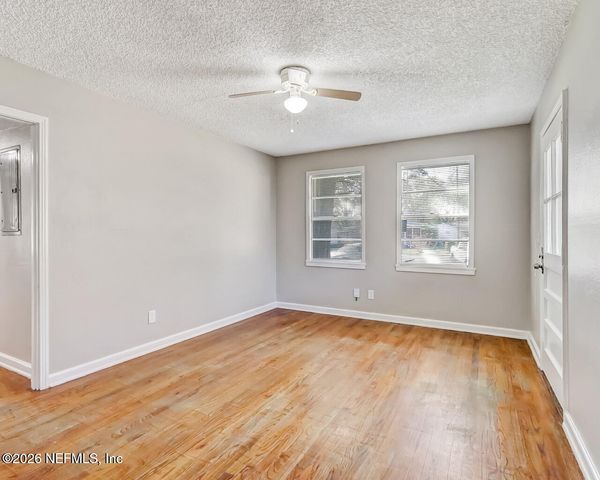 1901 PULLMAN Court, Jacksonville, FL 32209