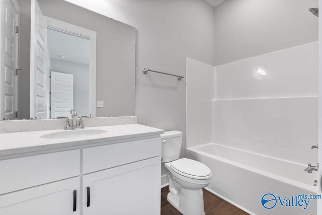 7529 Speckle Belly Boulevard, Owens Cross Roads, AL 35763