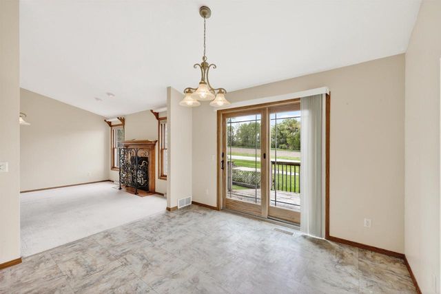 3781 TOKEN Road, Deforest, WI 53532