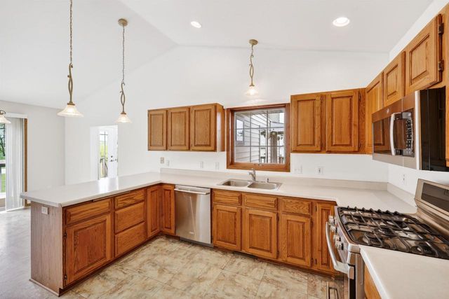 3781 TOKEN Road, Deforest, WI 53532