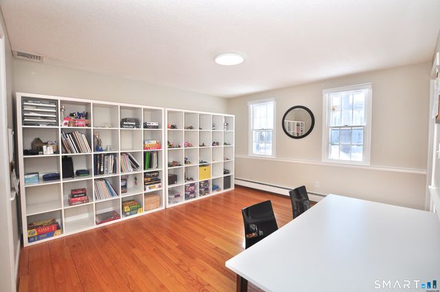 90 Seminary Road, Simsbury, CT 06070