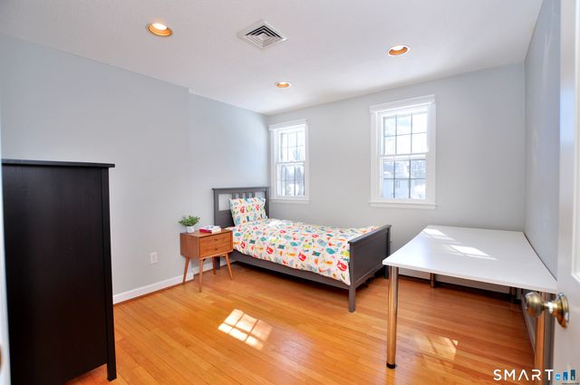 90 Seminary Road, Simsbury, CT 06070