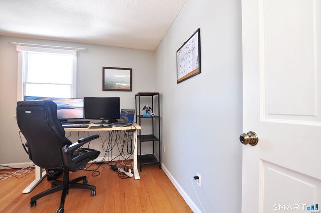 90 Seminary Road, Simsbury, CT 06070