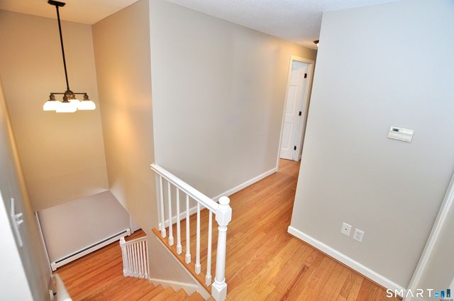 90 Seminary Road, Simsbury, CT 06070