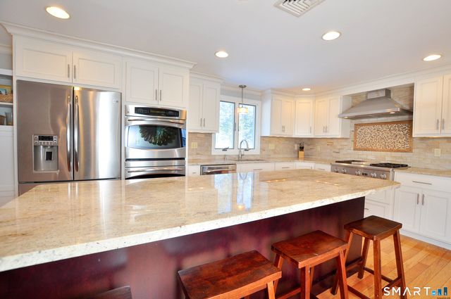 90 Seminary Road, Simsbury, CT 06070