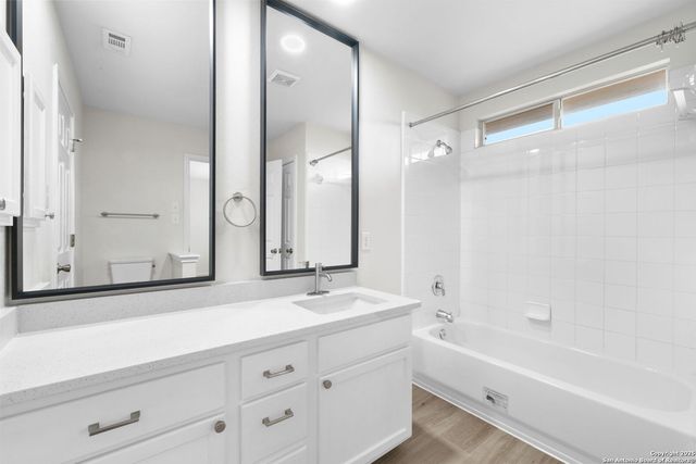 9714 Connemara Bend, San Antonio, TX 78254