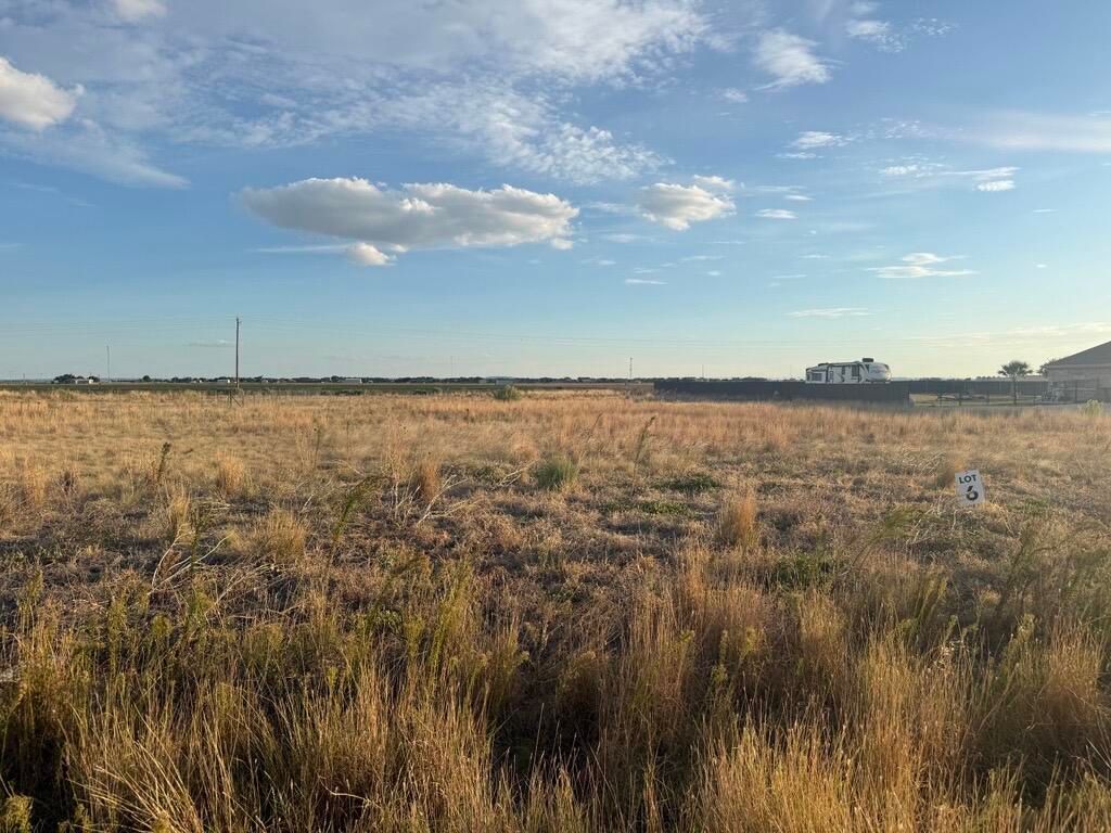 Image 4 of property listing at 8660 Chad Road, San Angelo, TX 76905